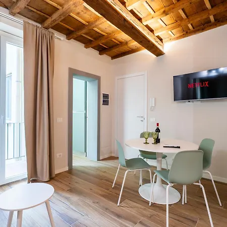 Guelfa 4 Guests With Terrace, Ac & Wi-fi