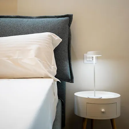 Guelfa 4 Guests With Terrace, Ac & Wi-fi *